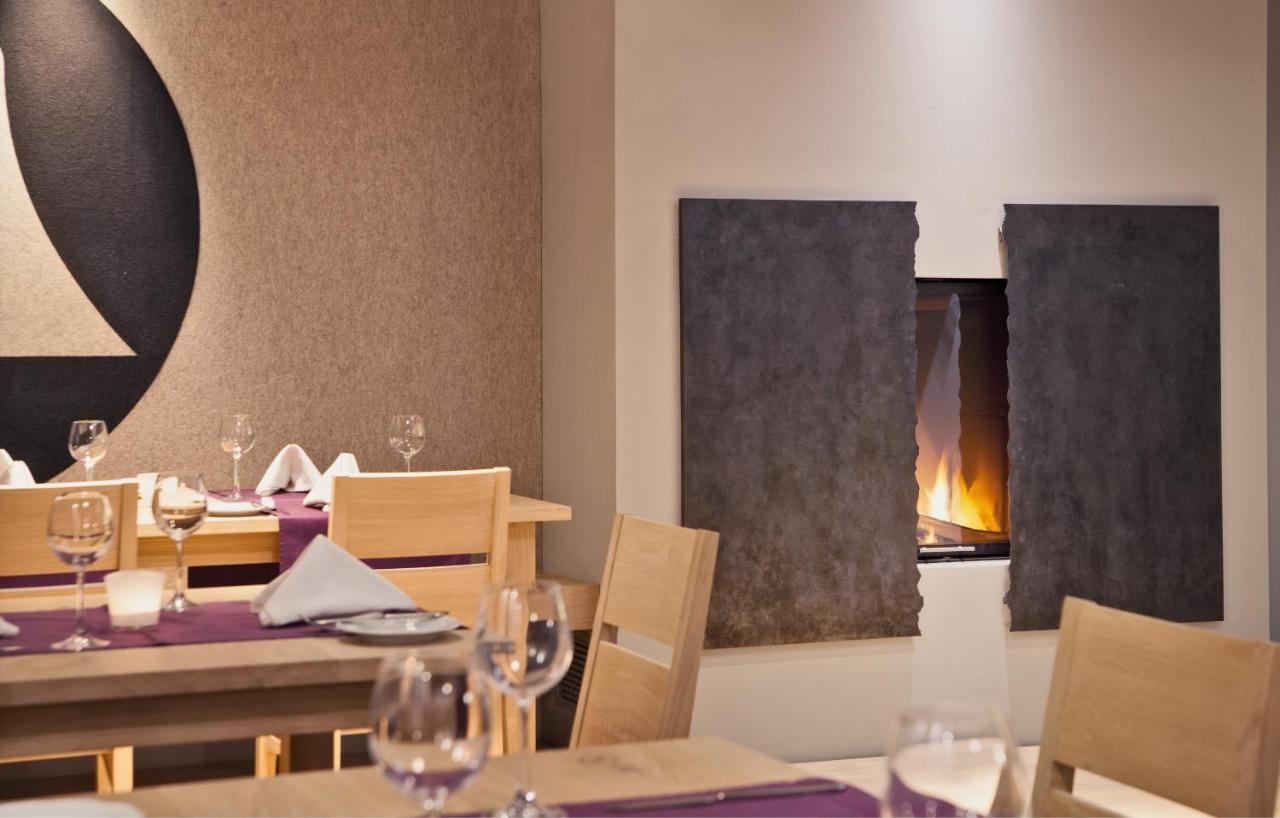 Hotel & Restaurant Zur Glocke Hochstadt an der Donau Exterior photo